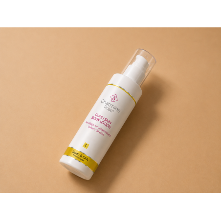 NAWILŻAJĄCO-ROZŚWIETLAJĄCY BALSAM DO CIAŁA (GLASS-SKIN BODY LOTION 200 ml)